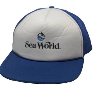 Vintage Sea World SnapBack Trucker Hat Orca Cap